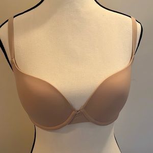 La Senza Sexy Tease Demi bra, nude, size 32DD, never worn, no tags.
